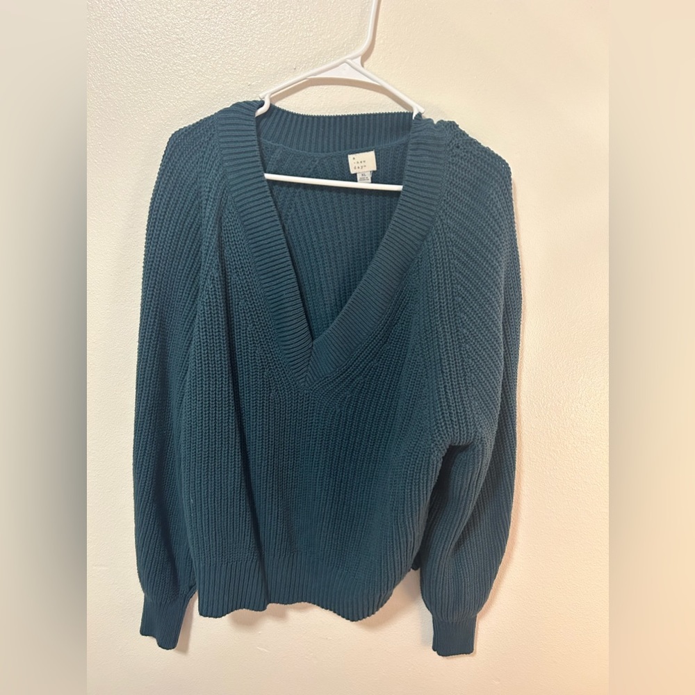 Turquoise sweater v neck